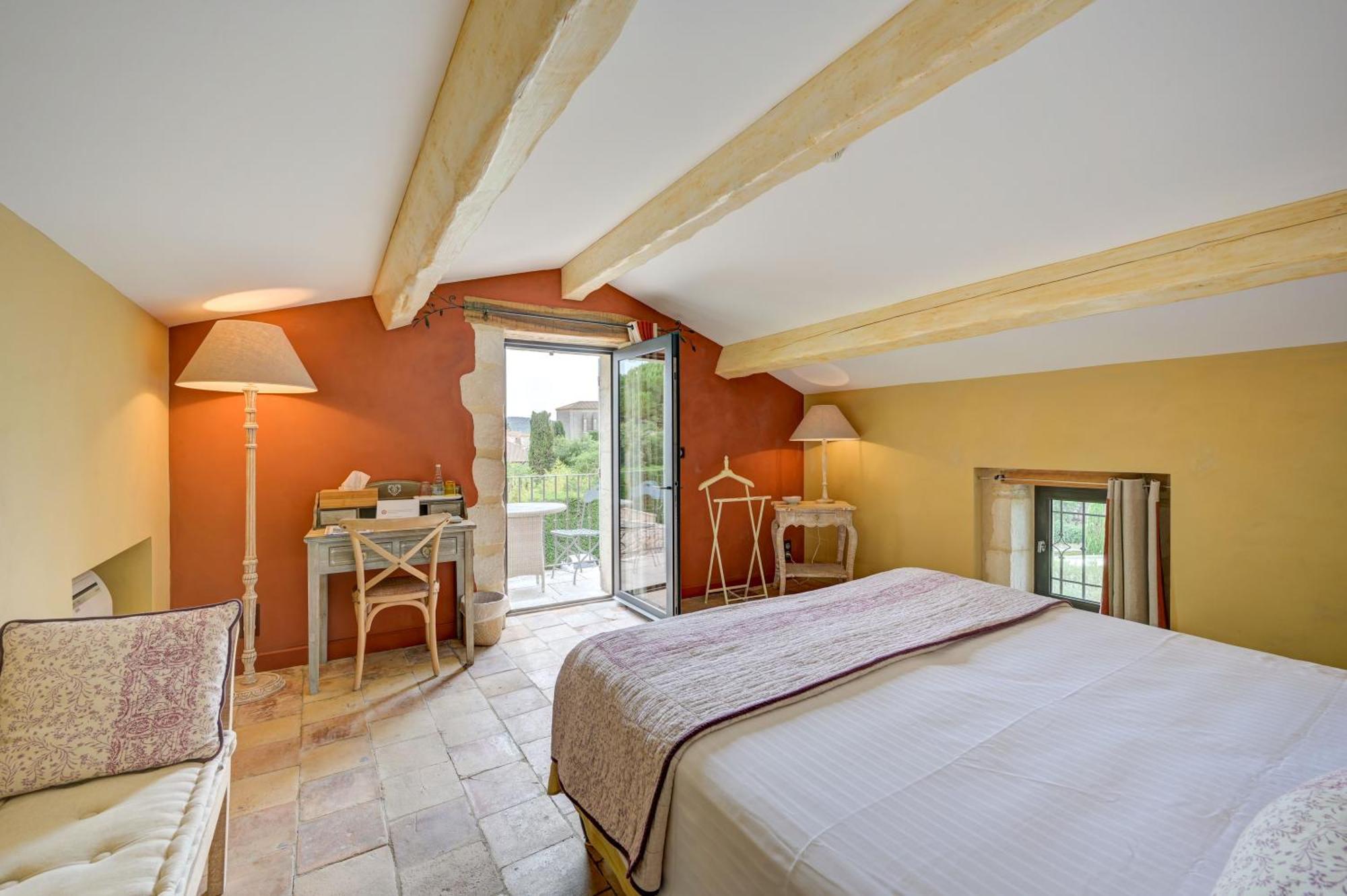 La Belle Vie Hotel Saint-Hilaire-d'Ozilhan Ngoại thất bức ảnh