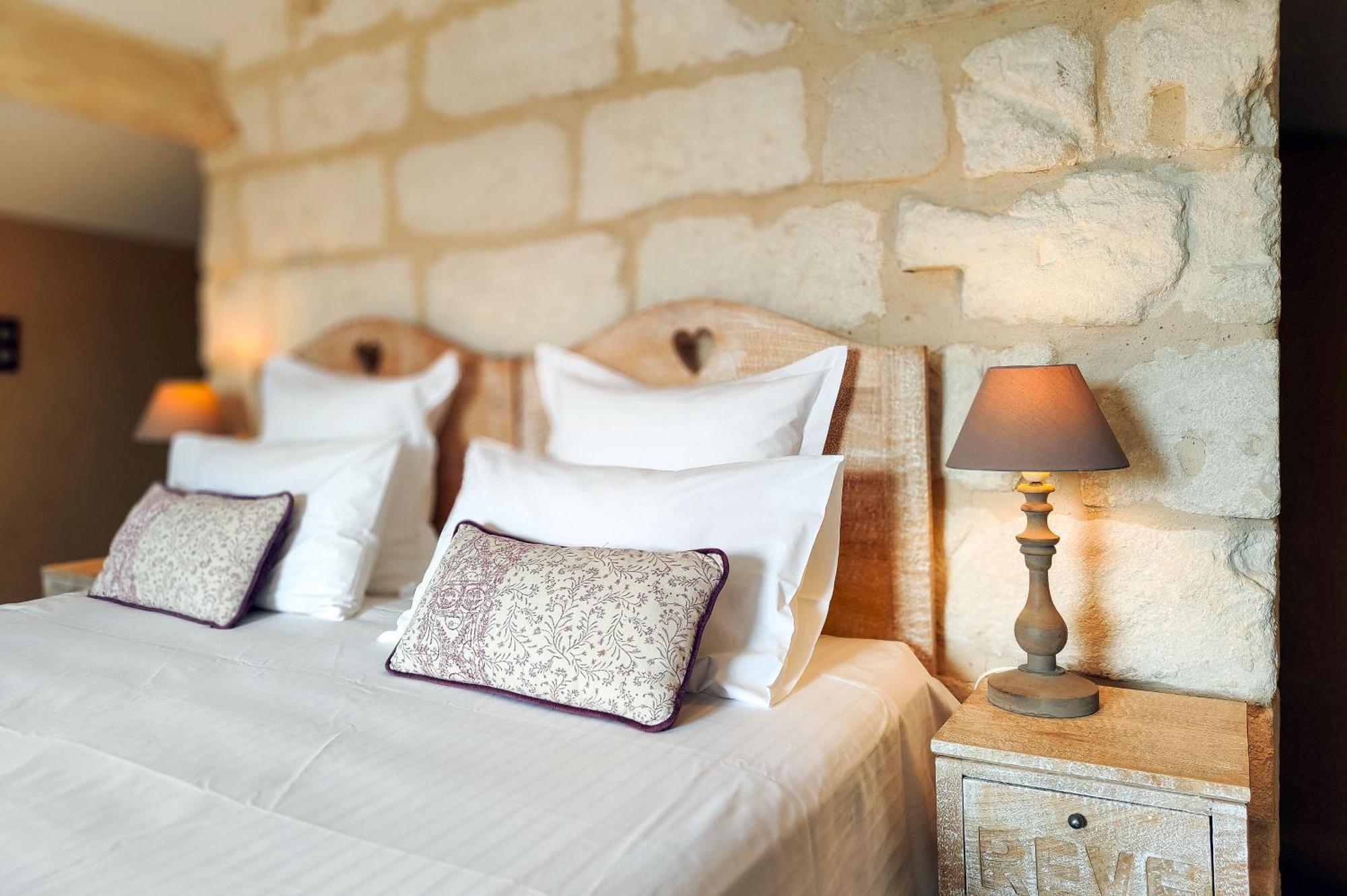 La Belle Vie Hotel Saint-Hilaire-d'Ozilhan Ngoại thất bức ảnh