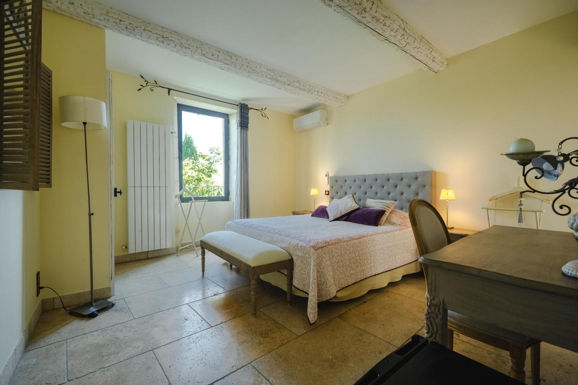 La Belle Vie Hotel Saint-Hilaire-d'Ozilhan Ngoại thất bức ảnh