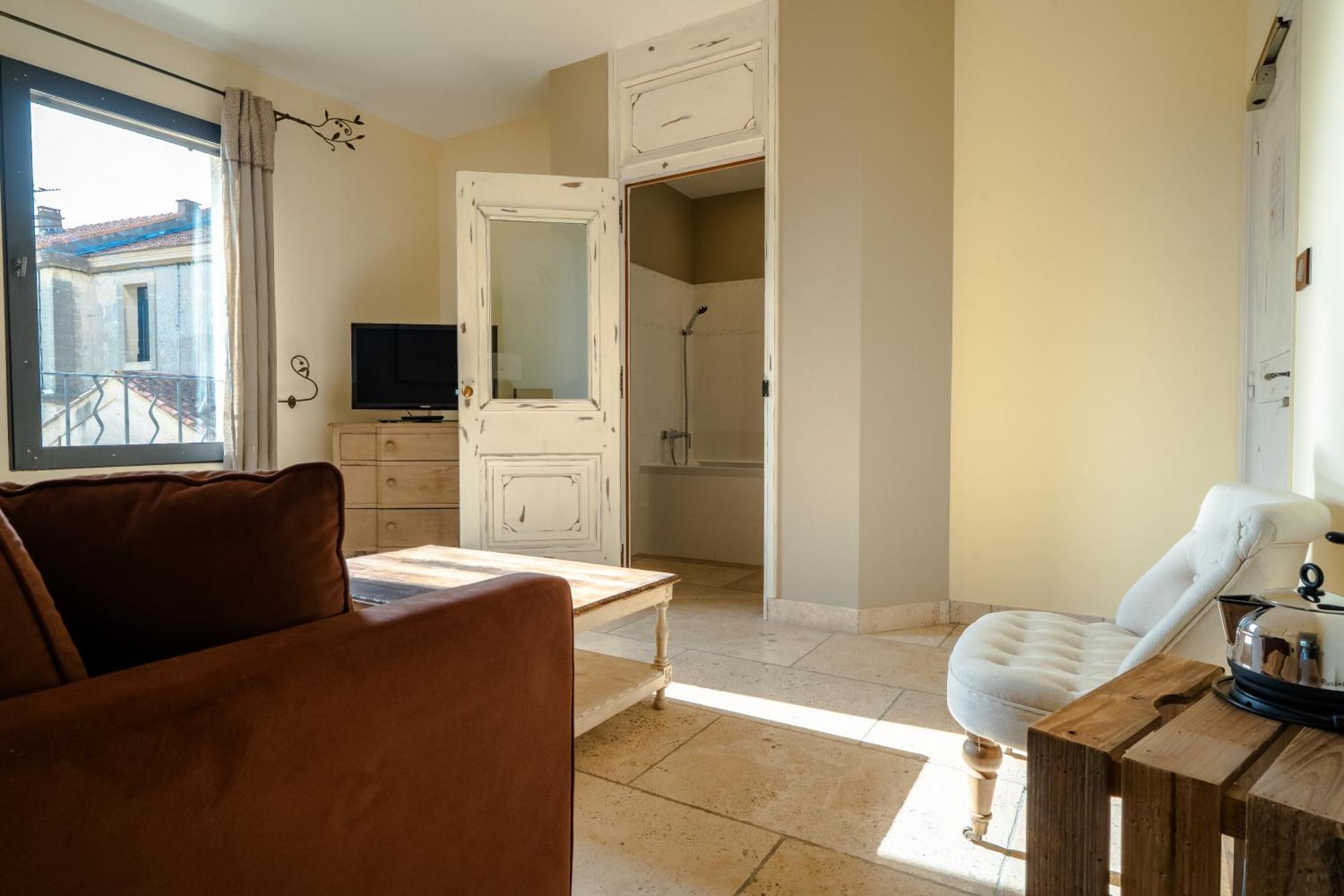 La Belle Vie Hotel Saint-Hilaire-d'Ozilhan Ngoại thất bức ảnh