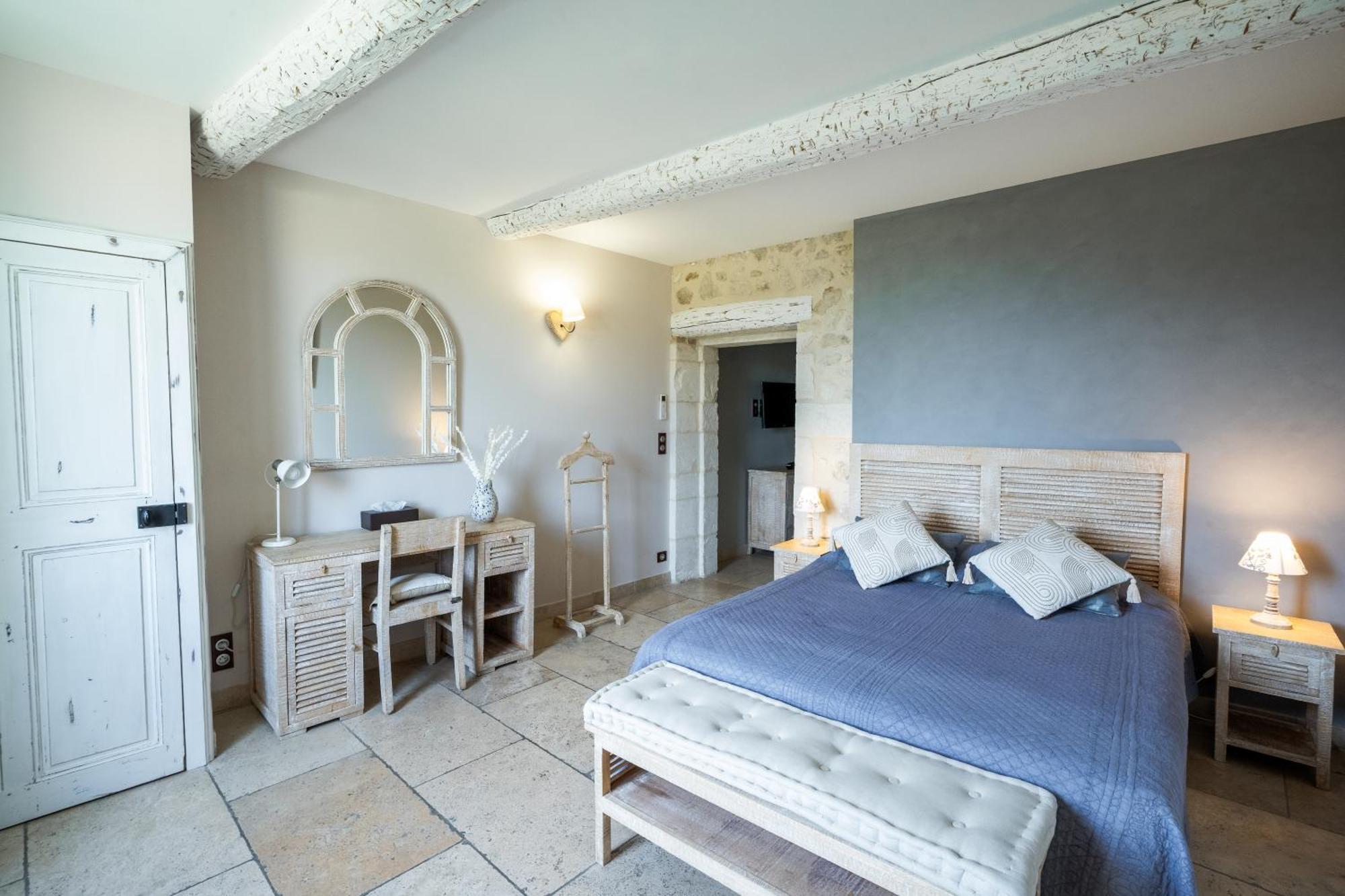 La Belle Vie Hotel Saint-Hilaire-d'Ozilhan Ngoại thất bức ảnh